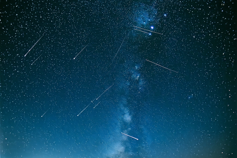 Meteors: The Celestial Fireworks Lighting Up Our Night Skies