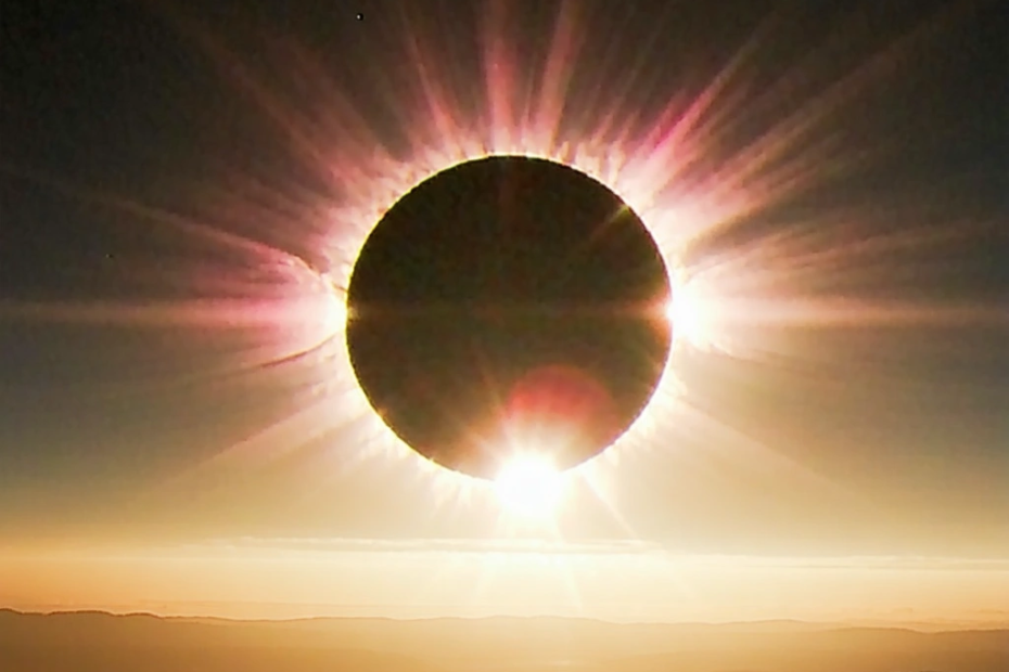 Why Spain’s Solar Eclipse Turned Golden
